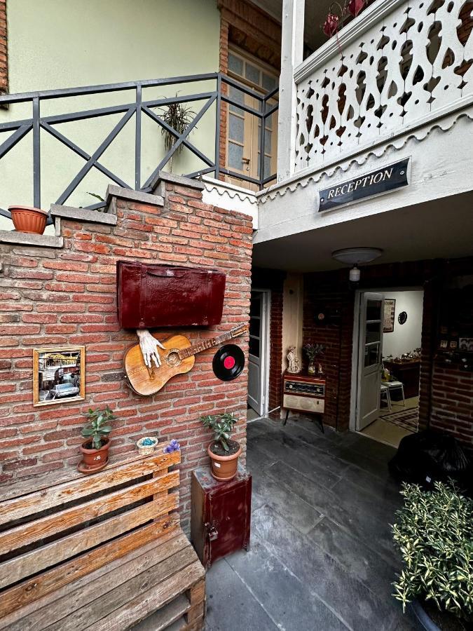 Lucas Hotel Тбилиси Екстериор снимка
