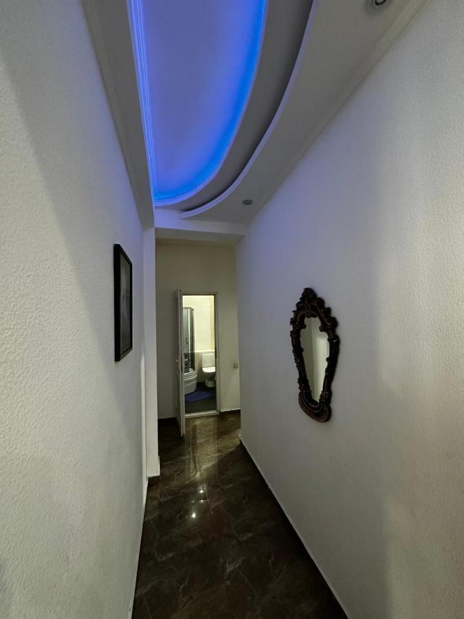 Lucas Hotel Тбилиси Екстериор снимка