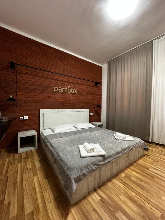 Lucas Hotel Тбилиси Екстериор снимка